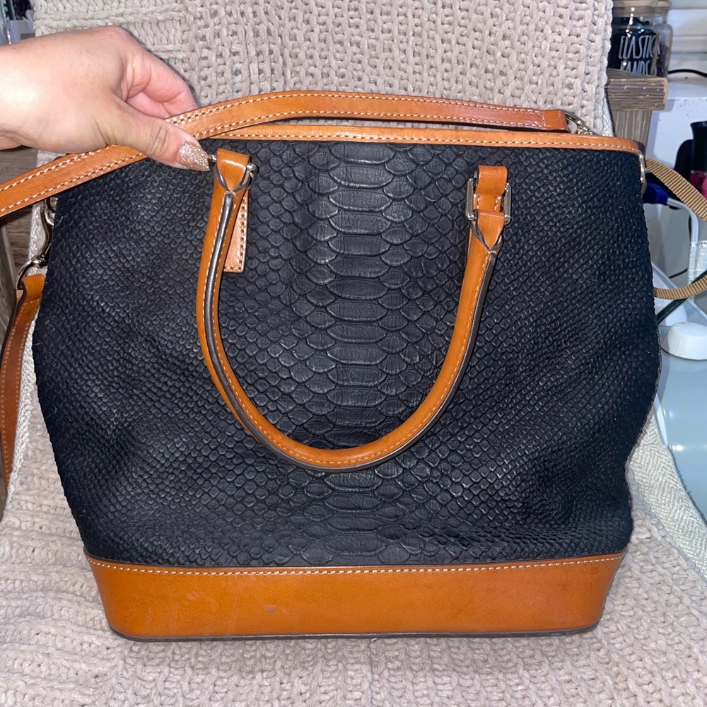 Dooney & Bourke Claremont Python Lina - image 6